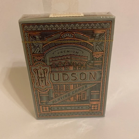 Hudson Premium Playing Cards - Picture 1 of 6